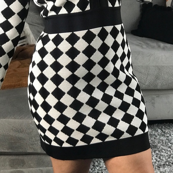 New Balmain Two-Tone Intarsia-Knit Mini Dress - Picture 7 of 17